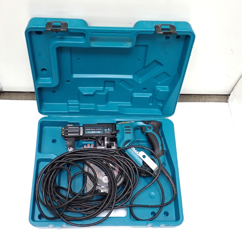 Ft639381 マキタ スクリュードライバ オートパックスクリュードライバ 6841R makita 中古