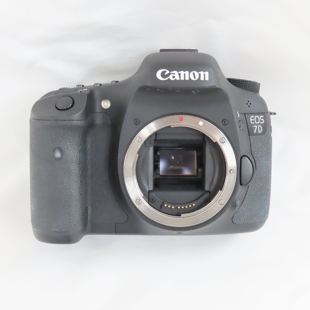 Ts588171 キャノン デジタルカメラ EOS 7D AFデジタル一眼レフカメラ DS126251 canon 中古