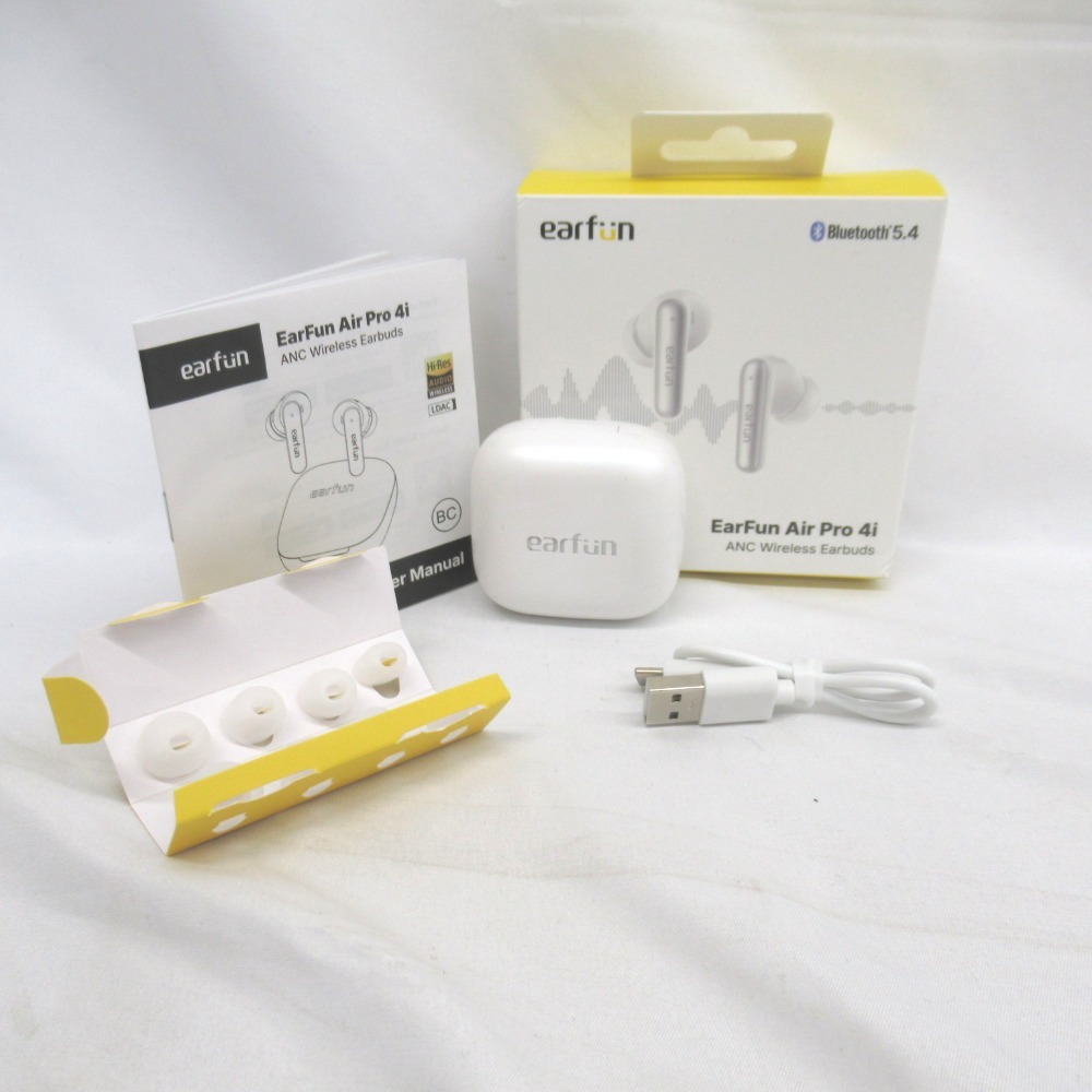 KR238391 イヤホン イヤーファン ワイヤレス EarFun Air Pro 4i ホワイト TW230 中古