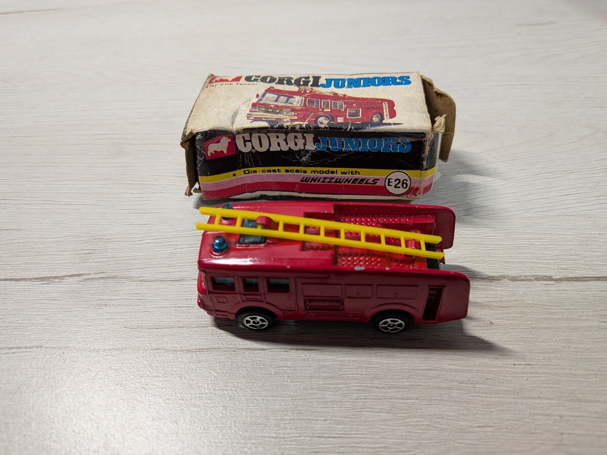 ミニカーコーギージュニア ファイヤーテンダー ダイキャストモデル