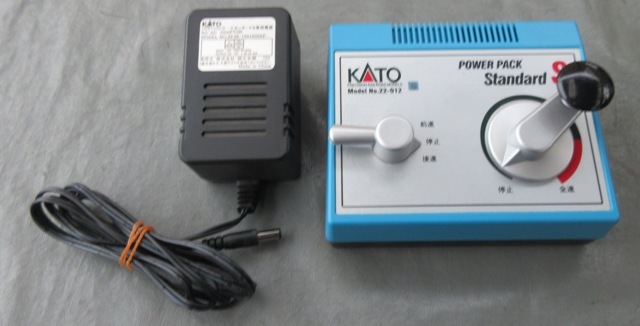 ☆激安☆KATO No.22-012 パワーパック スタンダードS 電源アダプター付き Nゲージ 鉄道模型
