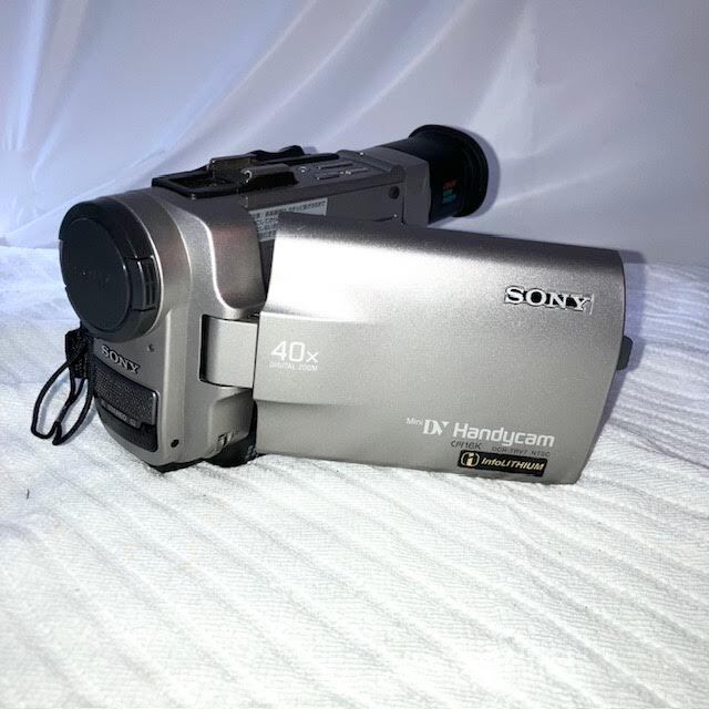 A14　SONY　ソニー　DV Handycam　ハンディカム　デジタルビデオカメラ　DCR-TRV7