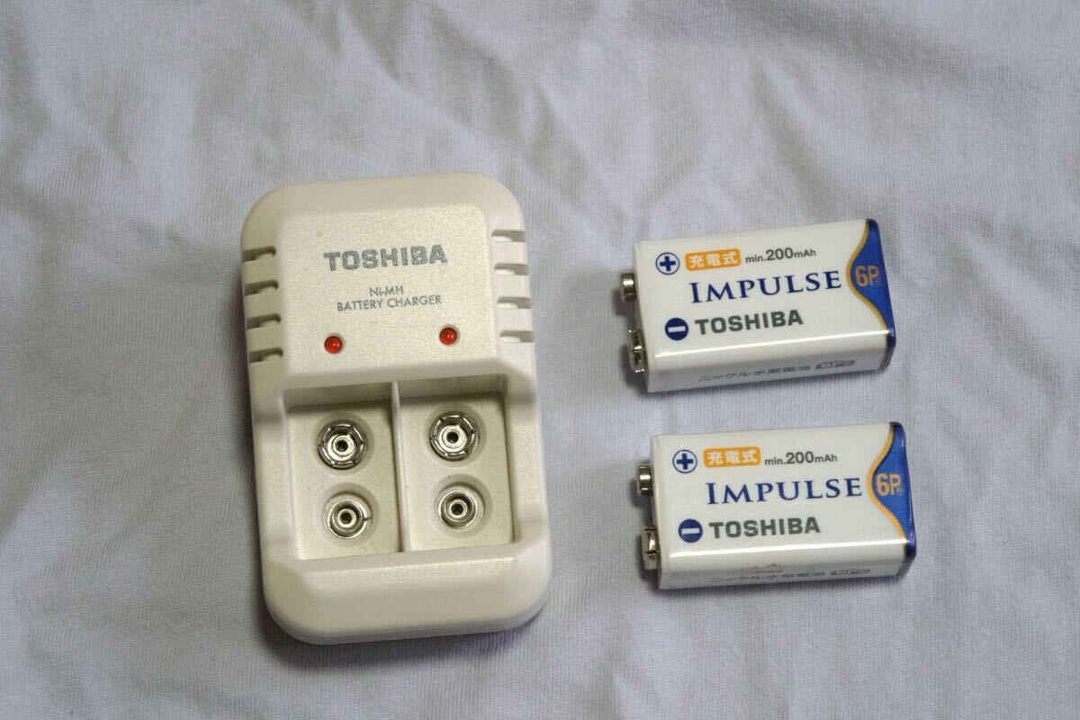 TOSHIBA ニッケル水素電池充電器 IMPULSE 6P 200mAh 2個　充電器セット