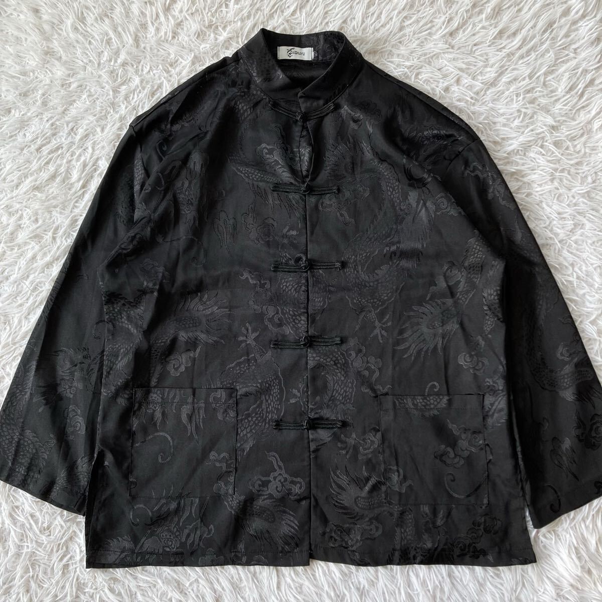 送料無料 美品 DASHAYU チャイナシャツ カンフーシャツ 長袖 黒 総柄 古着 4476 2