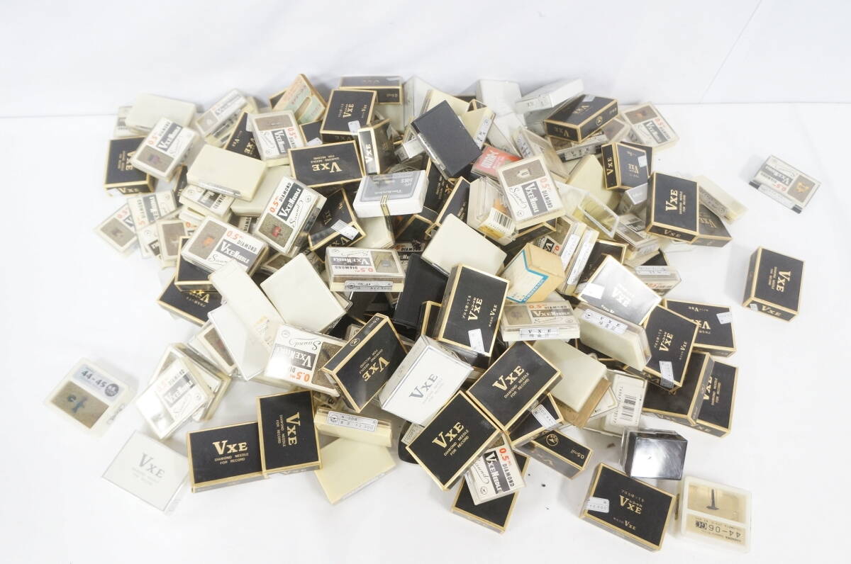 VXE VXEMEEDLE DIAMOND ナガオカ 等 レコード針 交換針 他 約180点 大量 まとめてセット 在庫品 デッドストック 1103271011