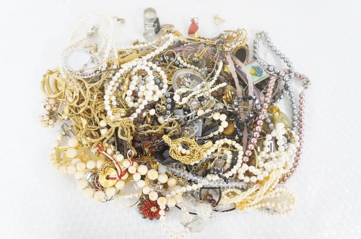 SILVER 925 銀製 含む イミテーション アクセサリー 総重量:約2kg 大量 まとめてセット 5303306011