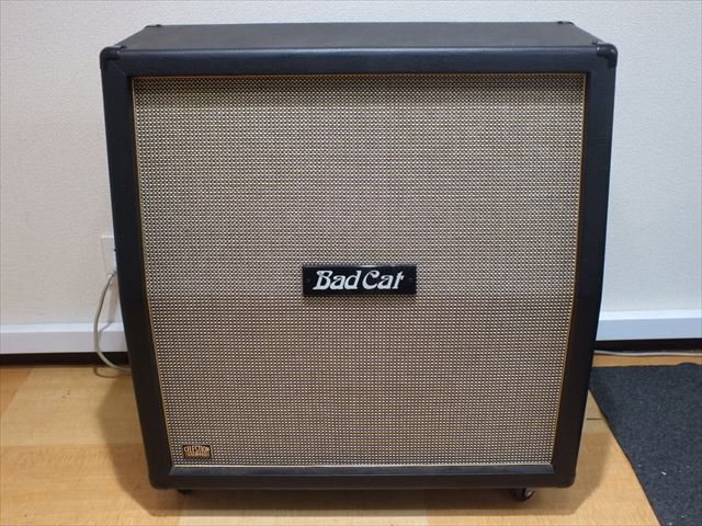【01】Bad Cat COUGAR 412A ギターキャビネット 動作確認済 中古 現状品 ■ 260301A1040