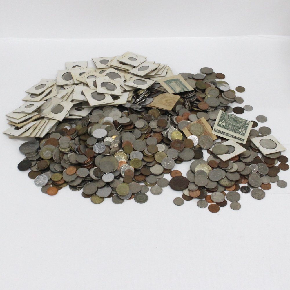 ●海外硬貨 まとめ 約7.2kg 米ドル ウォン 元 ペソ など 外貨 銀貨 古銭[ne]mat305