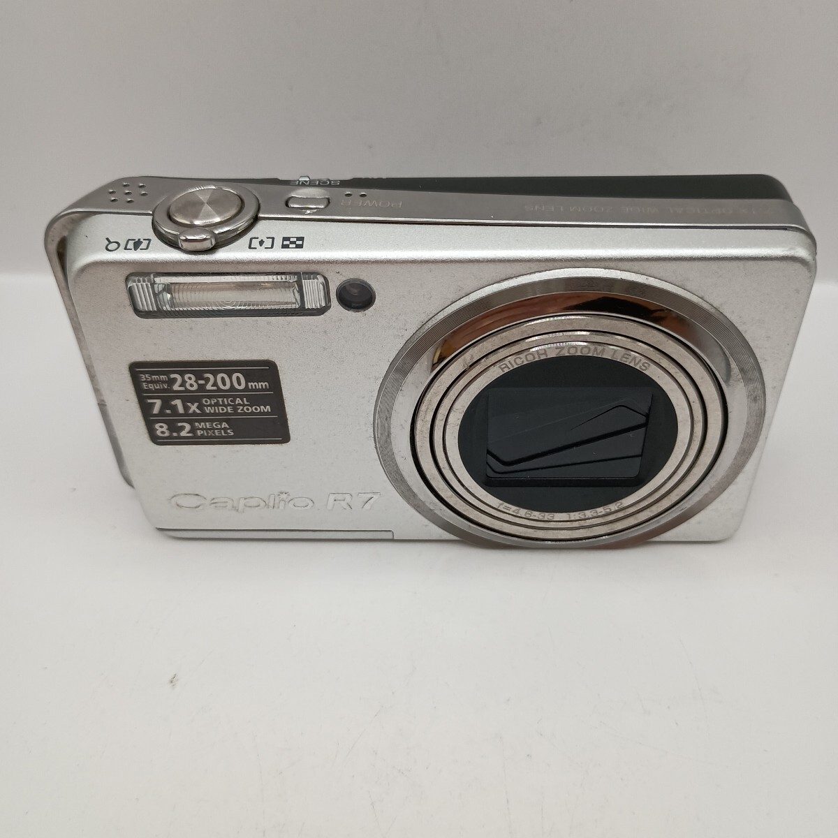 4735 【動作確認済み、ジャンク品】1円スタート RICOH Caplio R7 コンパクトデジタルカメラ シルバー