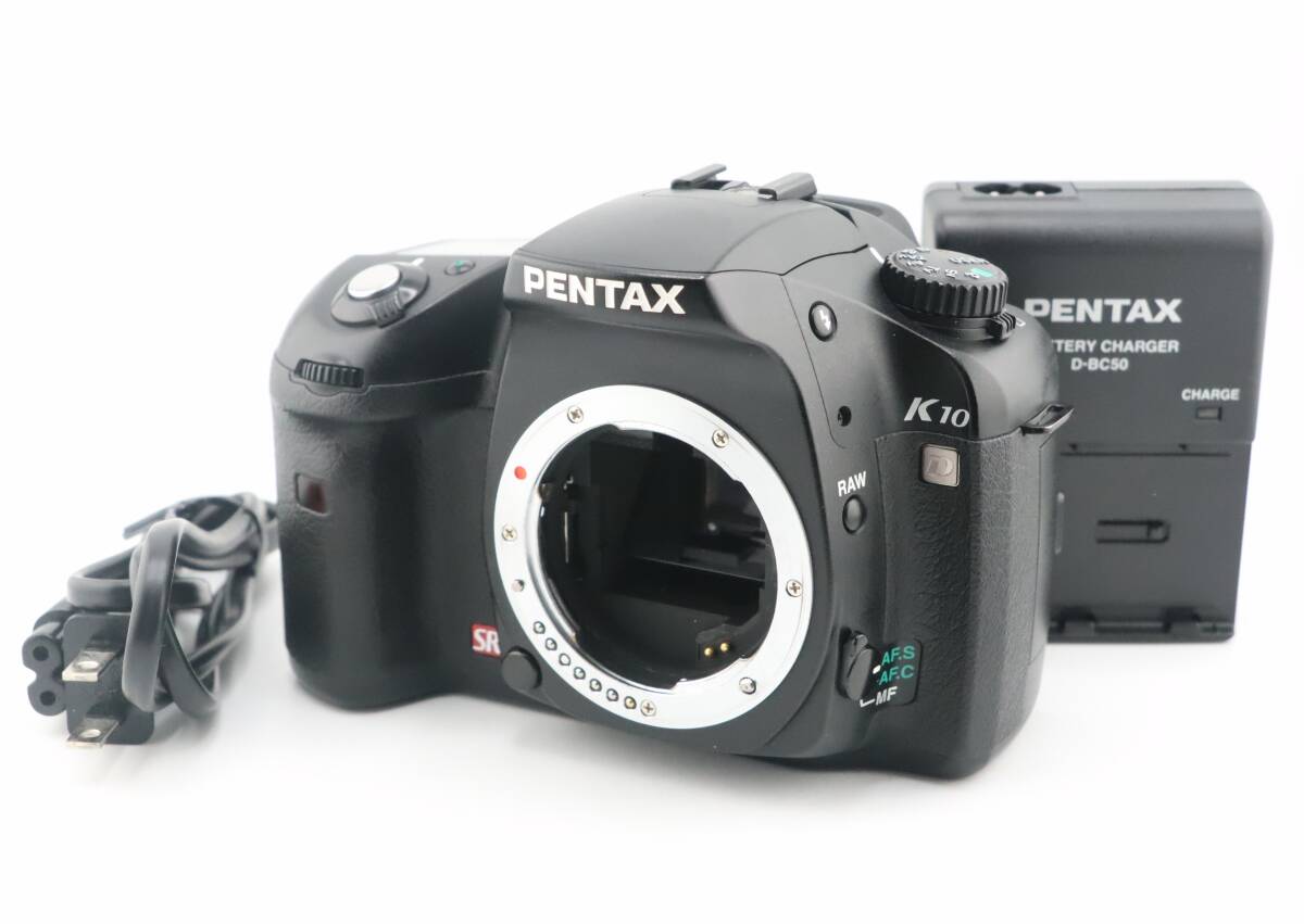 ★美品★ショット数24,250 回★ペンタックス PENTAX K10D ボディ 充電器付★　W0222＃4532