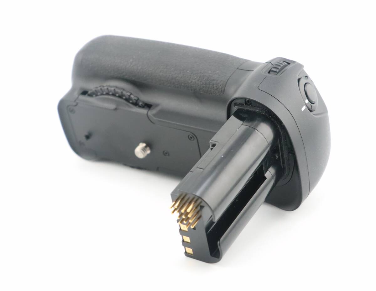 ★極上品★ニコン NIKON MB-D200★　I0315＃4578