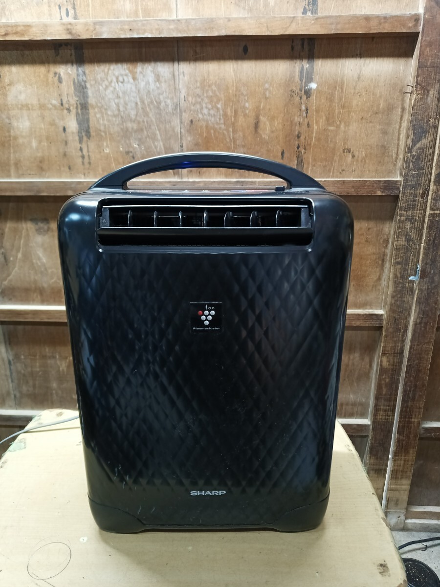 SHARP　CV-Z100　CV-Z100-B 衣類乾燥除湿機 シャープ 通電OK ジャンク扱い