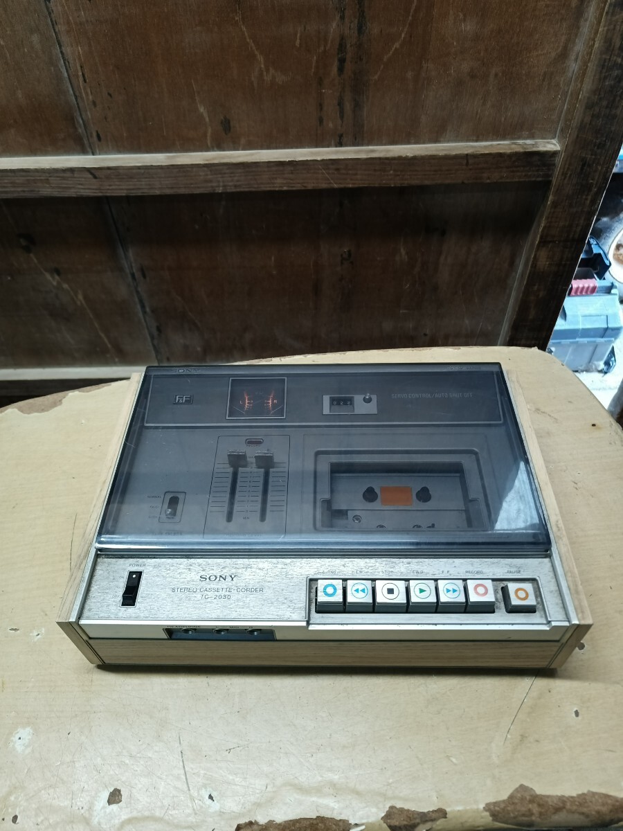 SONY　TC-2030　ソニー　テープレコーダー　レトロ　通電します　ジャンク品