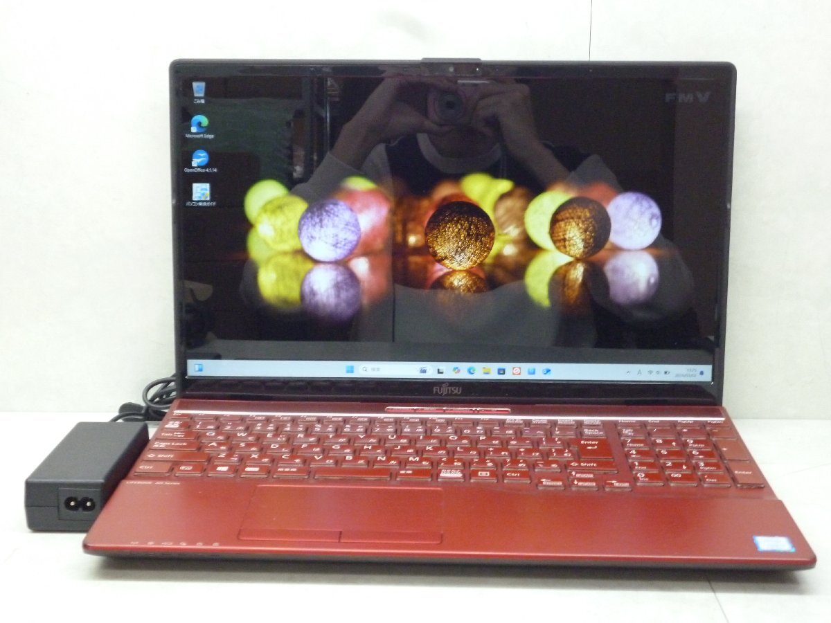 ☆第8世代☆富士通☆LIFEBOOK AH53/D3☆Core i7 1.80Hz/8GB/SSD512GB+1TB/BD/高解像度/無線/Bluetooth/カメラ/Office/Win11 DtoD領域☆