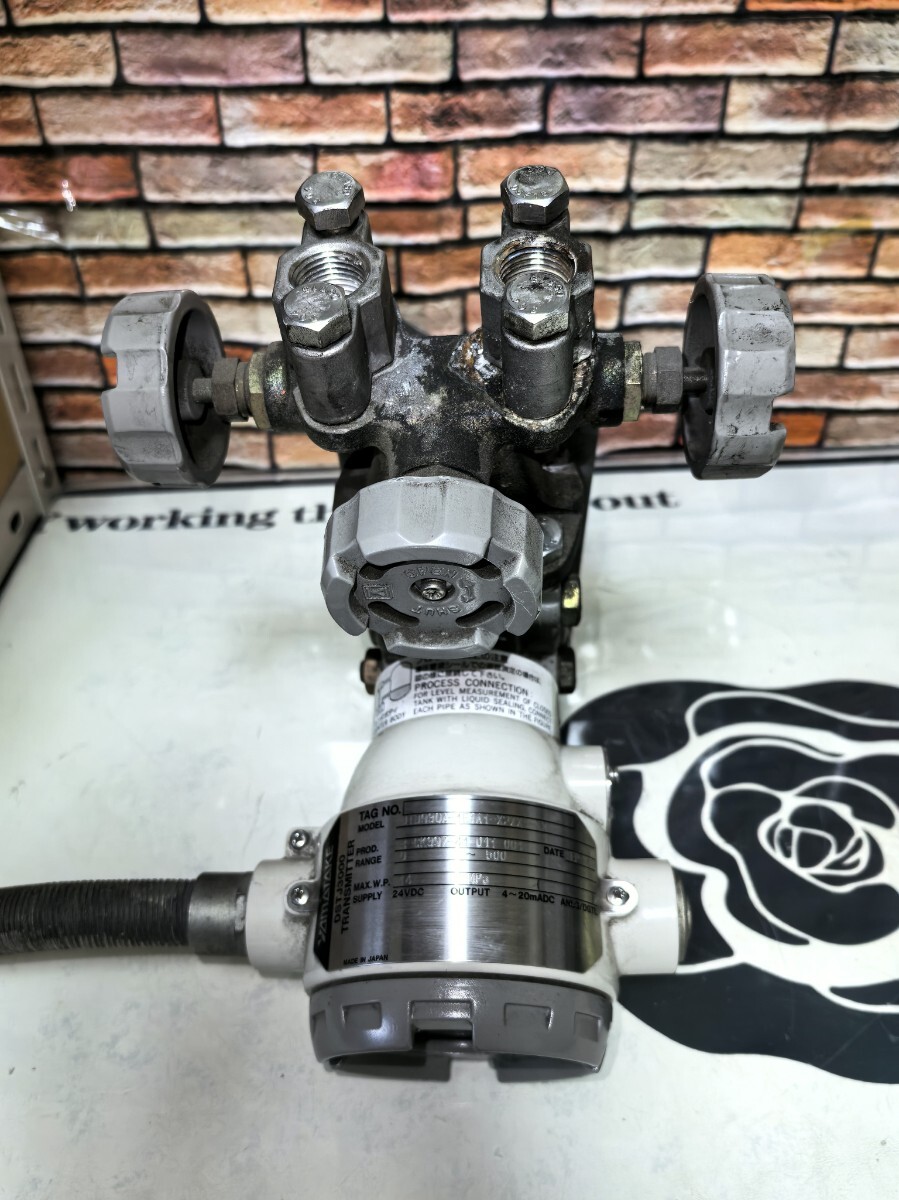 azbil JTD930A-1E1A1-X2XX1-XX 中古現状動作確認品