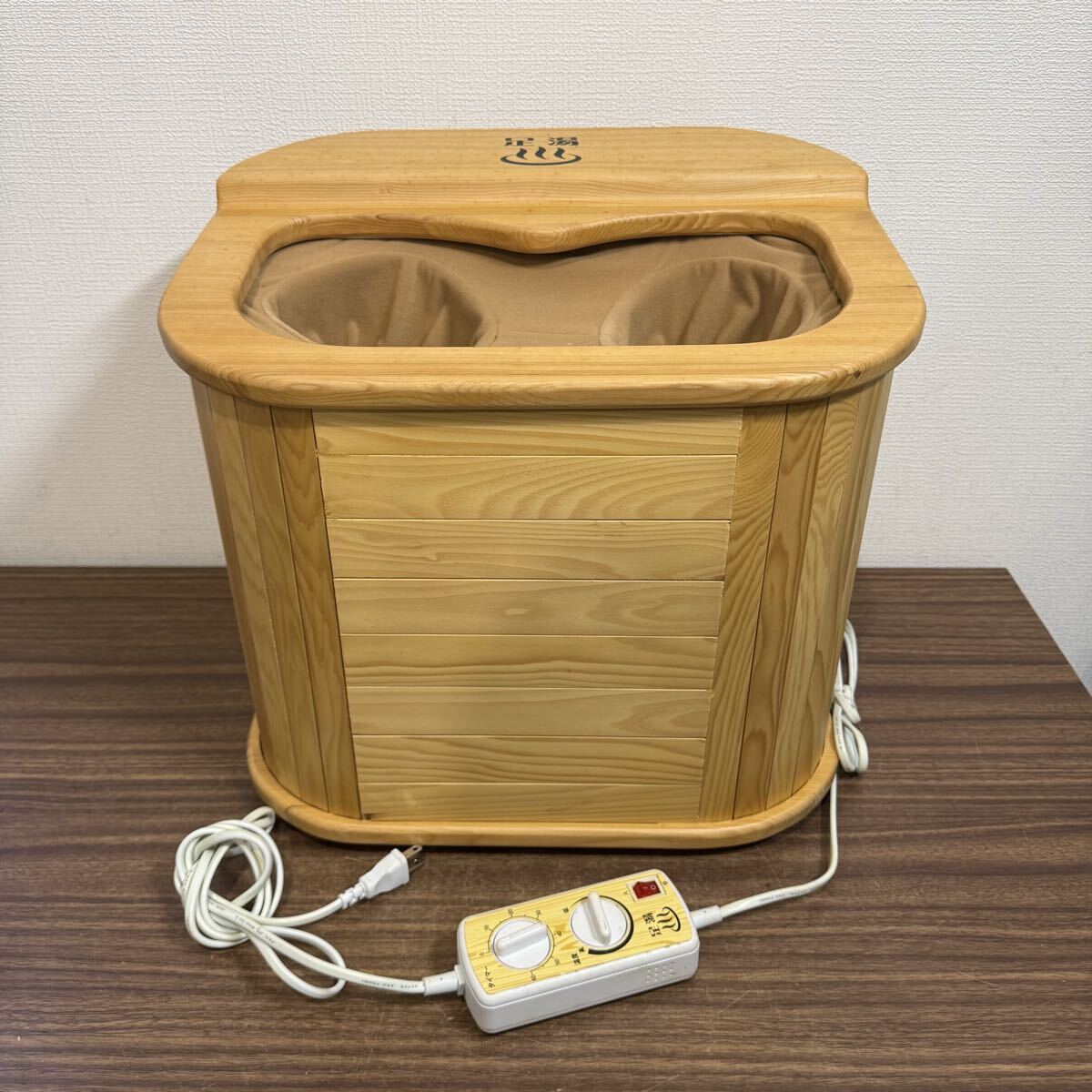 OYF777 アイアン 脚温器 ぽかぽか足湯 IR-7401 遠赤外線 ヒーター 暖房器具 天然木使用 箱説付き 簡易動作確認済み 現状品