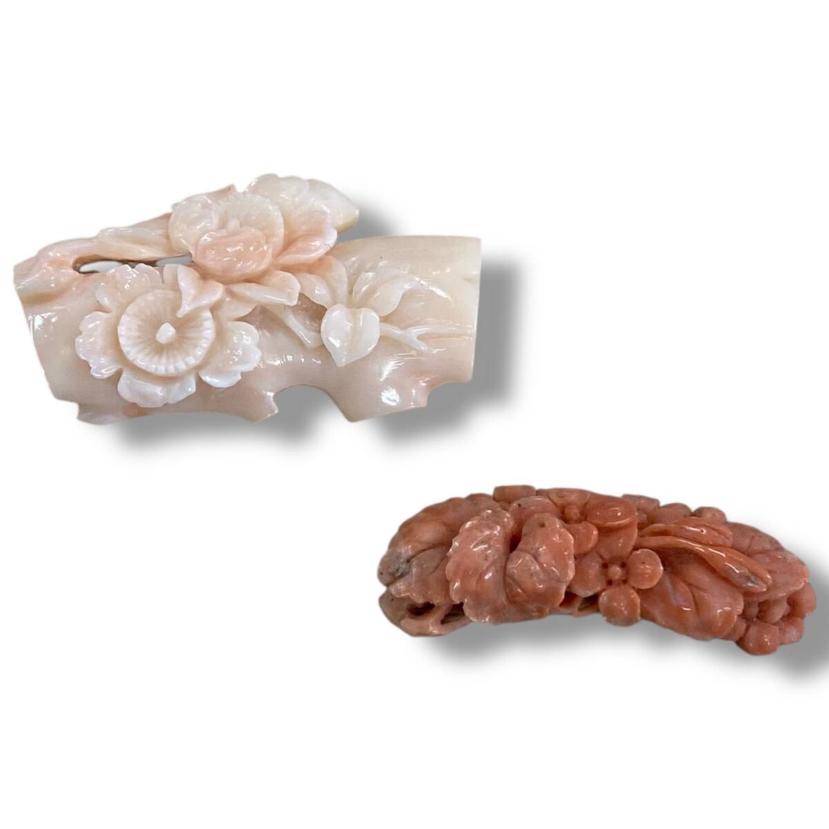 [60]260219-10714-4715 SA300 サンゴ ピンク珊瑚 コーラル 花彫刻 帯留 着物 アクセサリー 和装小物 まとめ2点