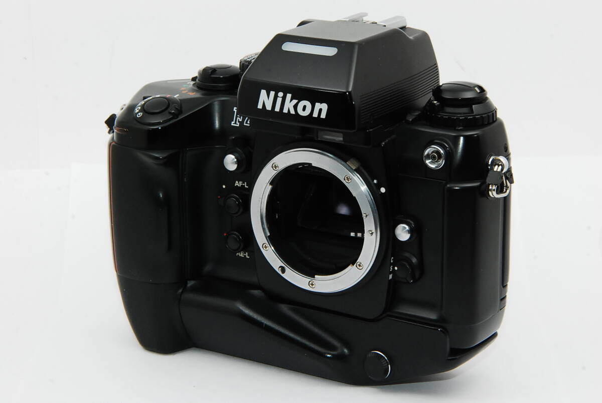 【外観特上級】Nikon F4S ニコン フィルムカメラ ボディ MB-21 セット　#m9254