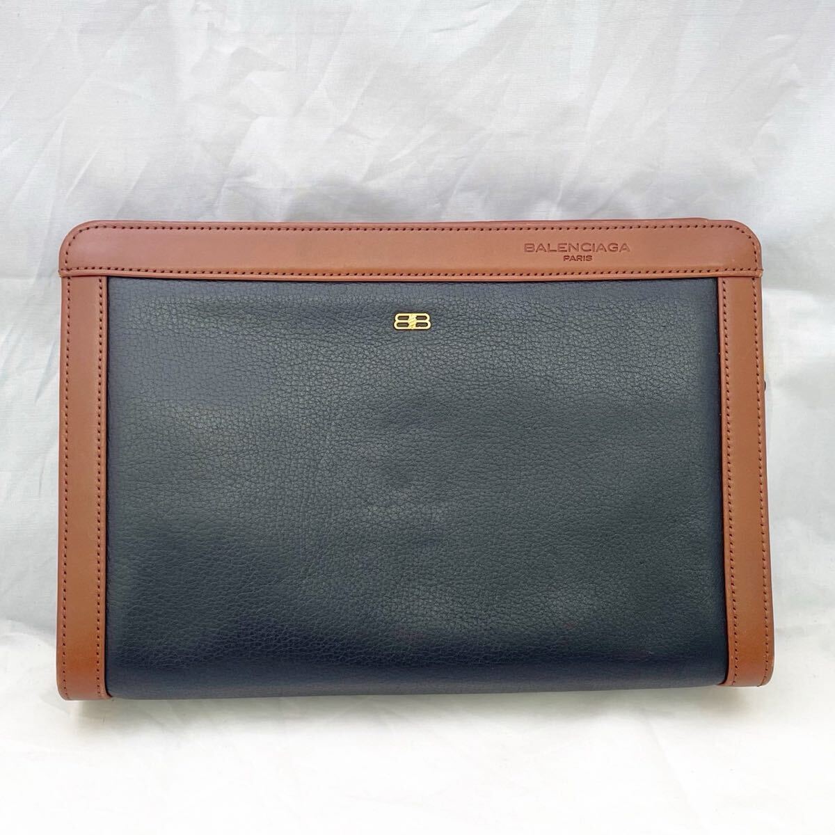 美品 BALENCIAGA バレンシアガ BBクラシック クラッチバッグ ビジネスクラッチ レザー ブラック×ブラウン系 ACE エース 【FB2384】@60