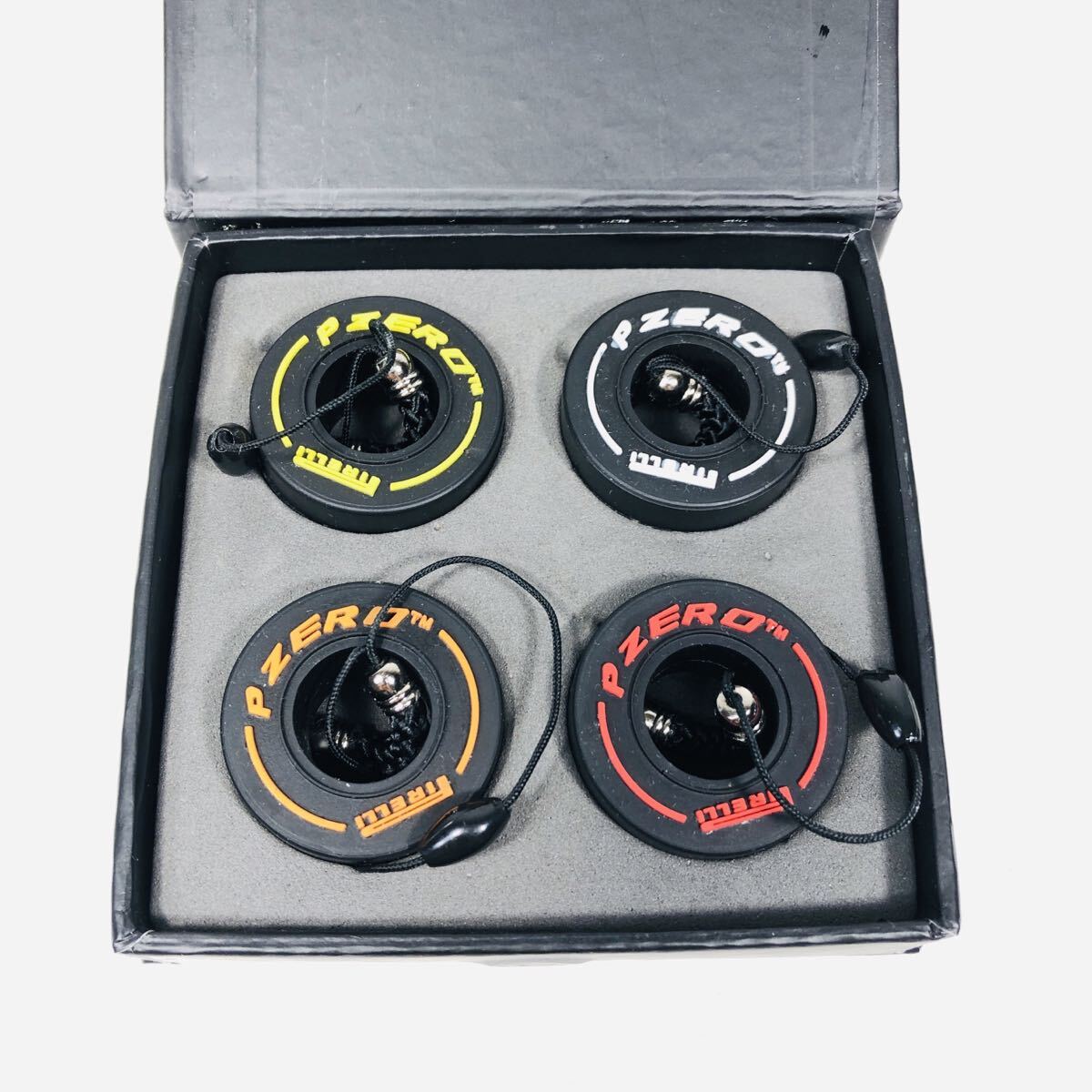 未使用 保管品 ピレリ タイヤキーホルダー 4色セット #A