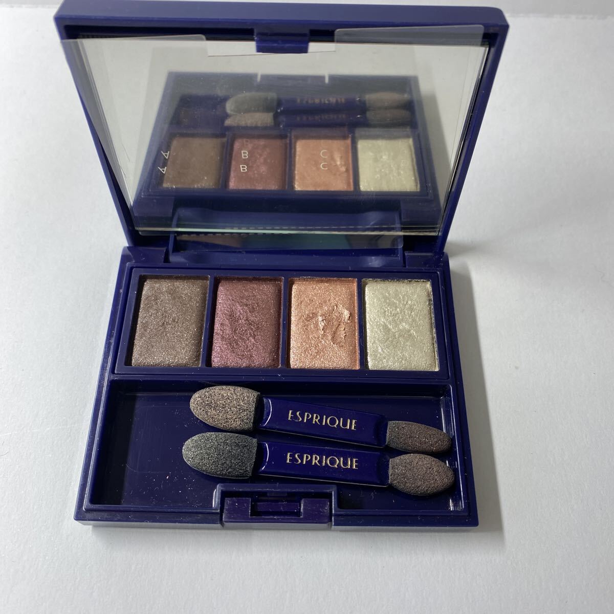 エスプリーク　メロウフィーリングアイズ　ムーンエモーション　002 アイカラー アイシャドウ