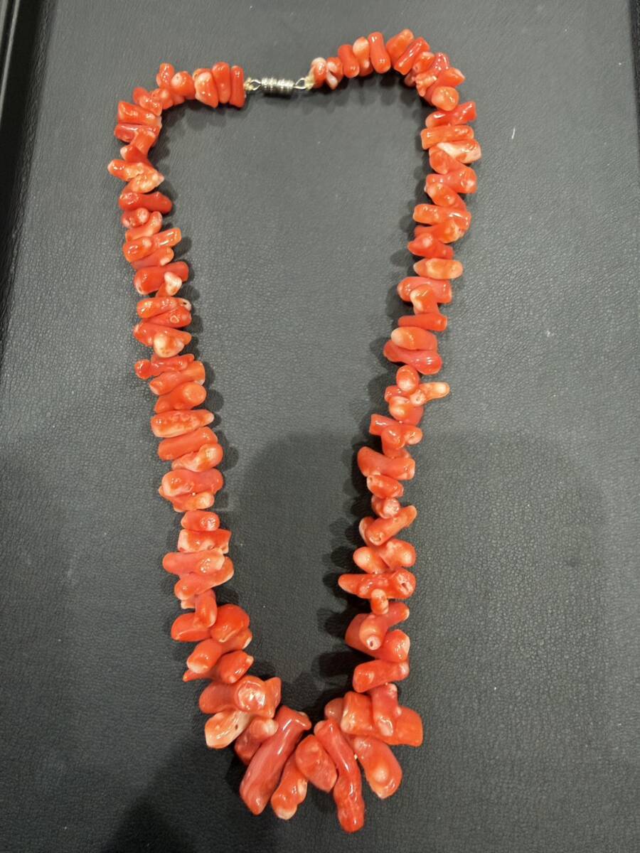 【FI1918】天然　赤サンゴ　赤珊瑚　サンゴ約9.8mm～22.4mm ネックレス　約40cm　約62.5ｇ　現状品