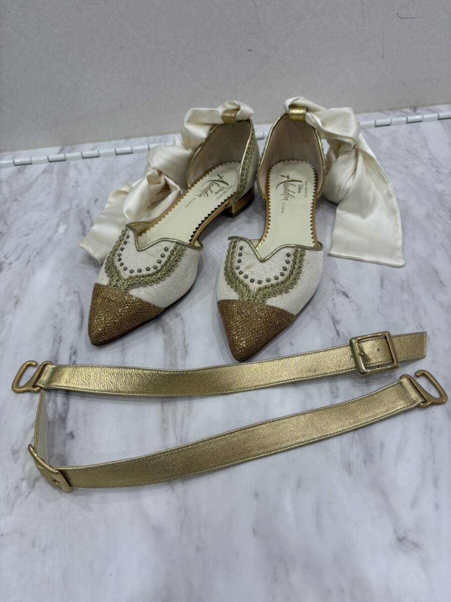 【SB11713】ダイアナ DIANA ×ディズニープリンセス　アラジン パンプス フラットシューズ ラメ 23cm