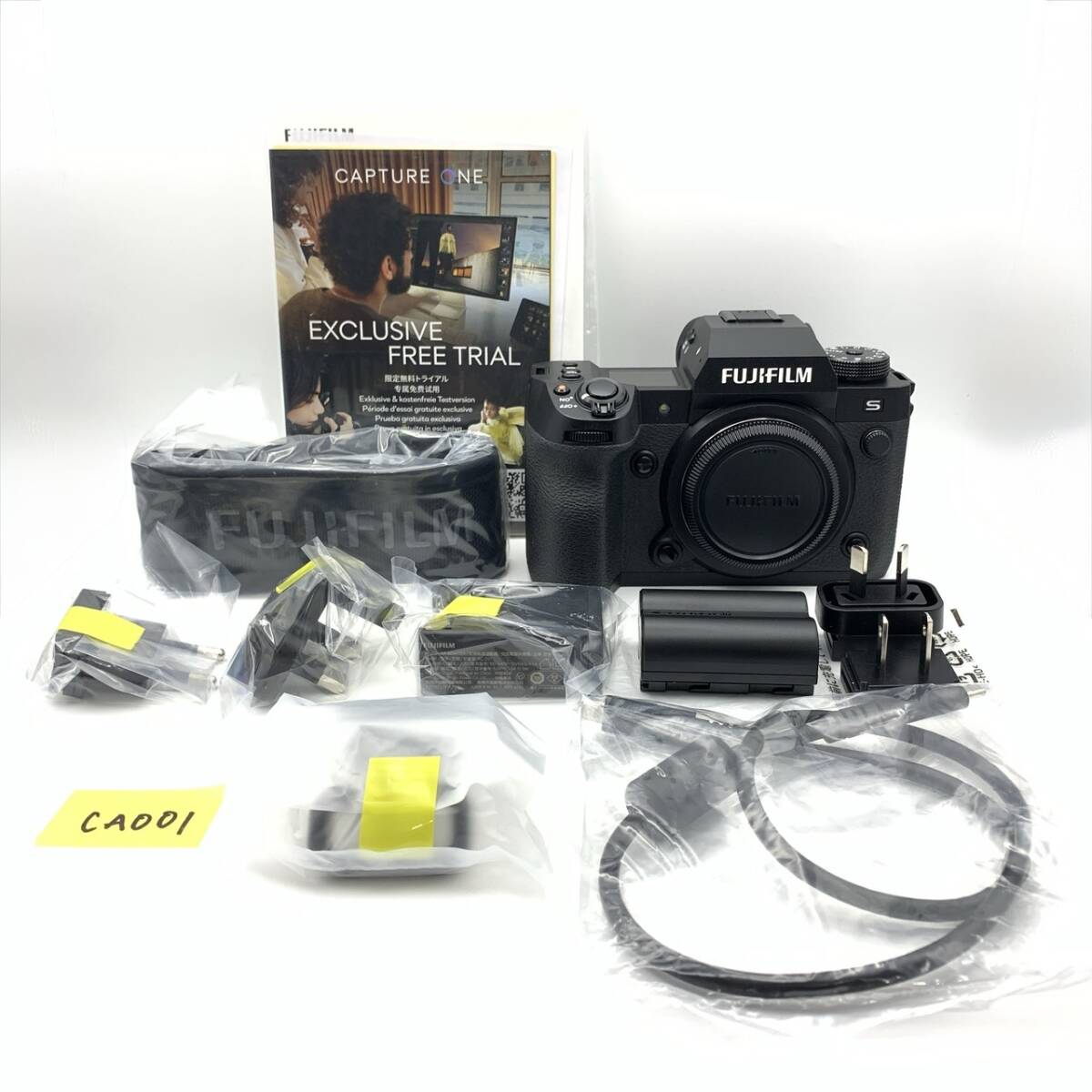 (ヤ)&2FCA001【美品】FUJIFILM X-H2S デジタルカメラ ボディ ミラーレス一眼 シャッター回数6818回 取説・純正備品未開封品多数 ブラック