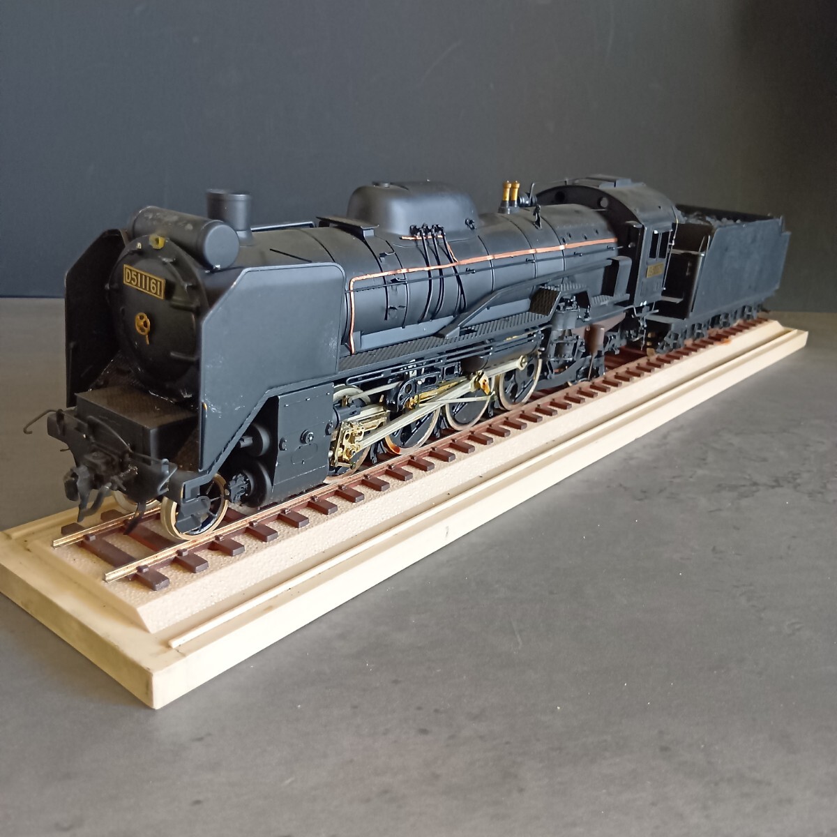 3/26D 鉄道模型 蒸気機関車 模型 1/42 D51 1161 石炭列車 インテリア 置物 ケース付属 
