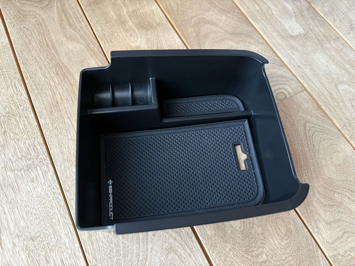 ★VW TOULAN用 アームレストコンソールボックス トレイ 小物入れ フォルクスワーゲン トゥーラン★