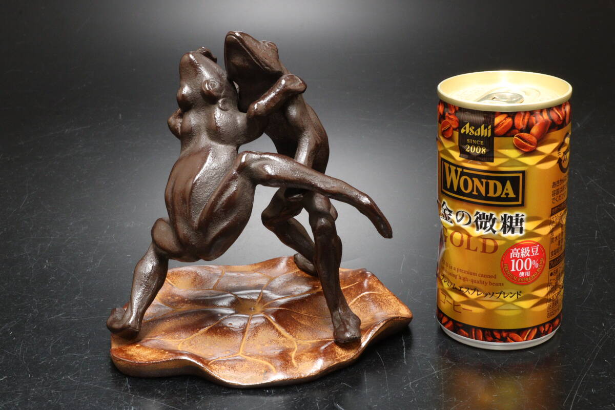 D 鉄製 やせ蛙 相撲蛙 置物 総重量988g