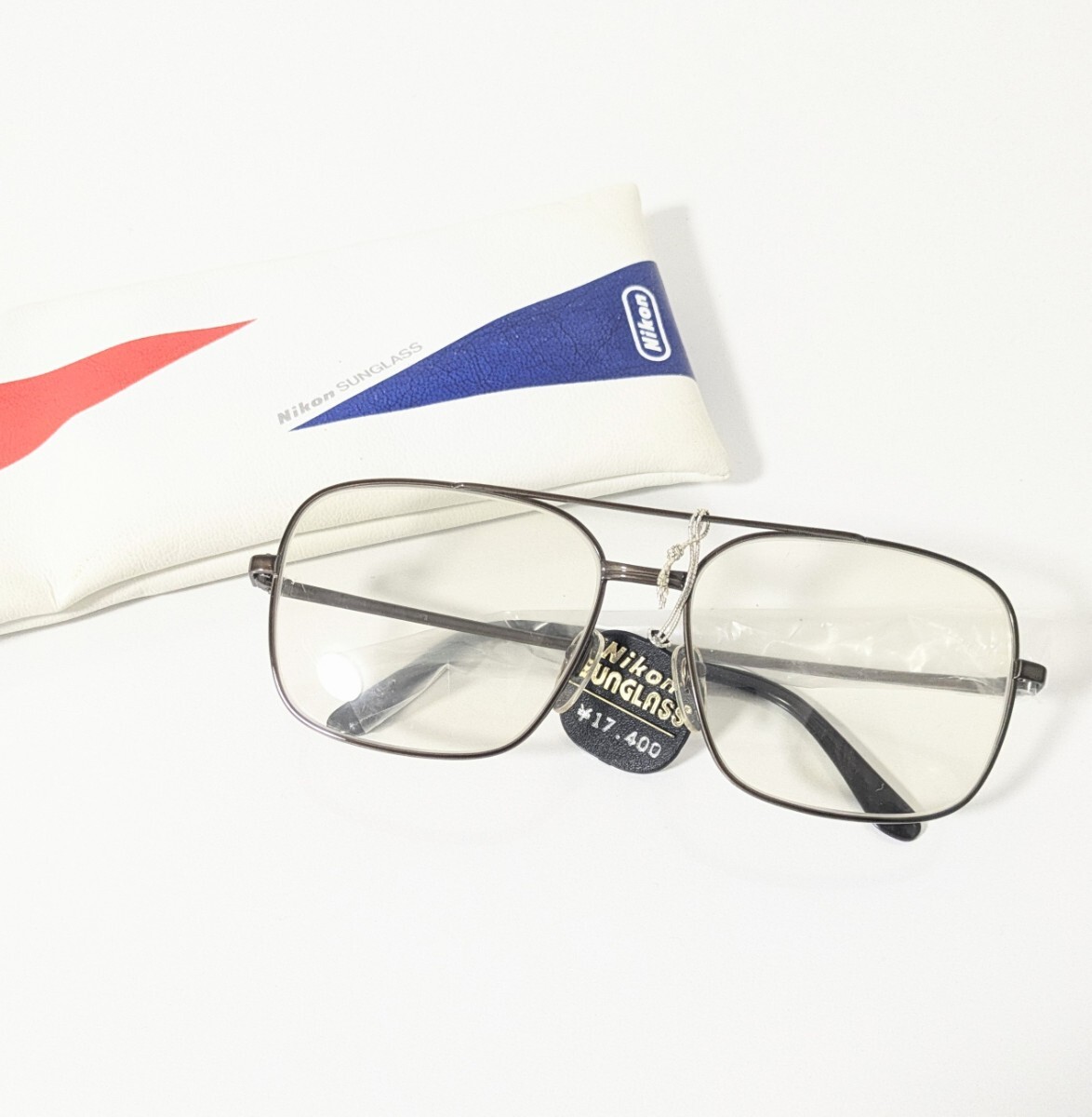 《貴重》《Nikon》ニコン製 アーカイブ 眼鏡 ツーブリッジ パリ型ブロンズメタルフレーム　昭和 ヴィンテージメガネ　レトロ　紳士　美品