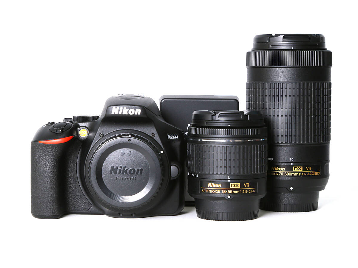 美品 NIKON ニコン D3500 AF-P ダブルズームキット デジタル一眼カメラ 26900