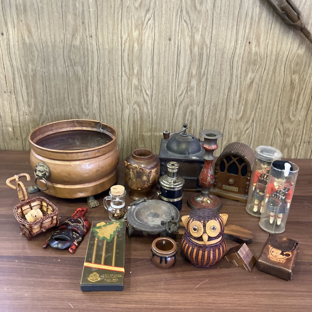 アジア 西洋 置物 飾り 小物入れ 蝋燭立 コーヒーミル 花瓶 雑貨 18点 まとめ アンティーク 昭和レトロ 金属工芸