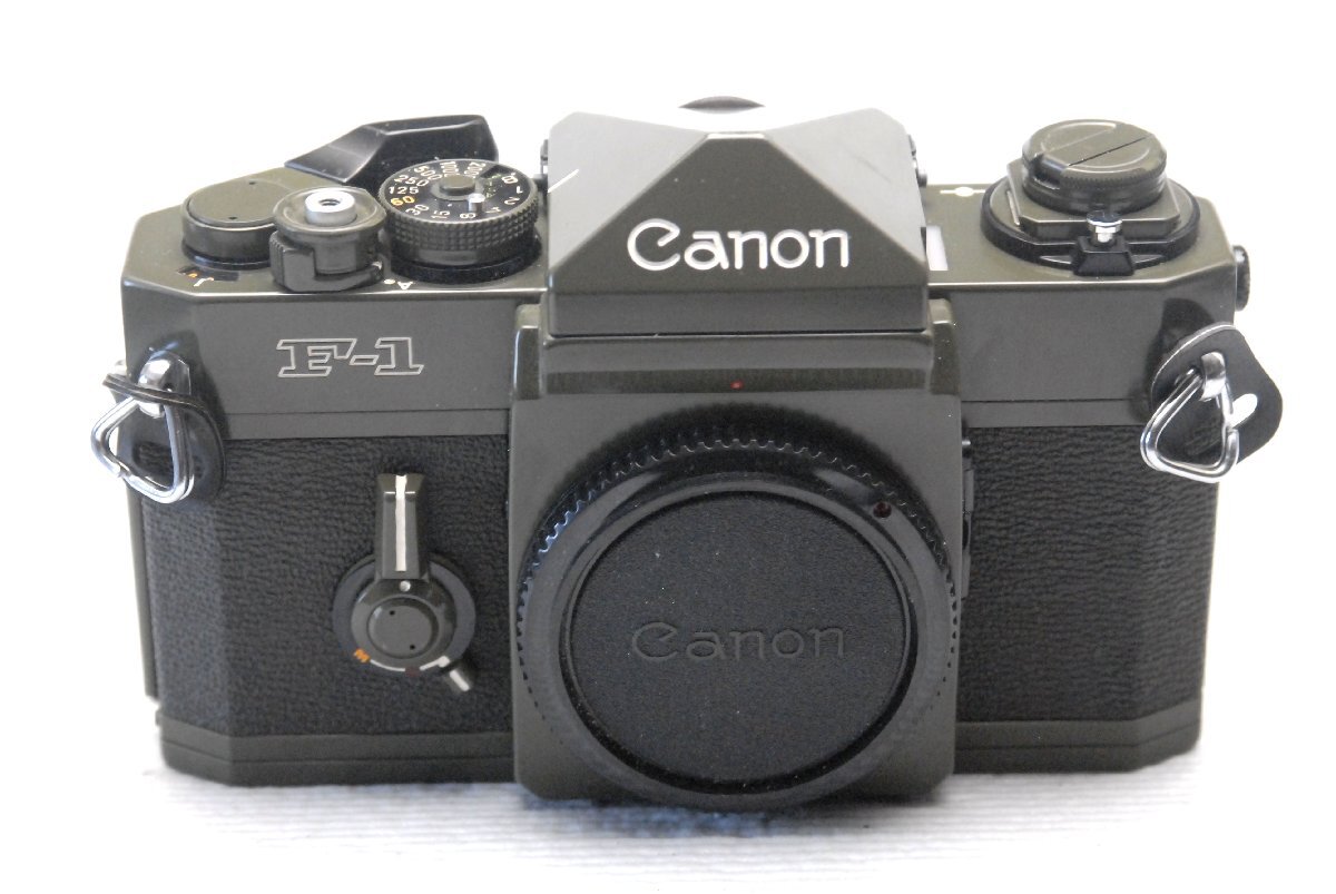 （激レア品）Canon キャノン 最高峰 高級一眼レフカメラ F-1 ボディ (オリーブ色型) 超希少・良好品（腐食なし）