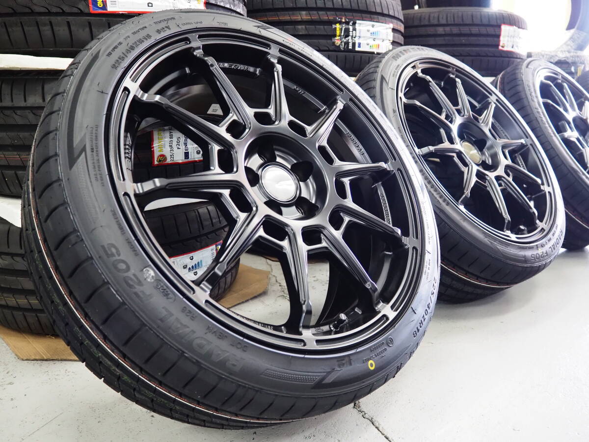 ガレルナ レフィーノ 18inch 8.0J 5H100+45 輸入タイヤ 225/40R18 GR86 BRZ カローラスポーツ カローラツーリング 50系 30系 プリウス