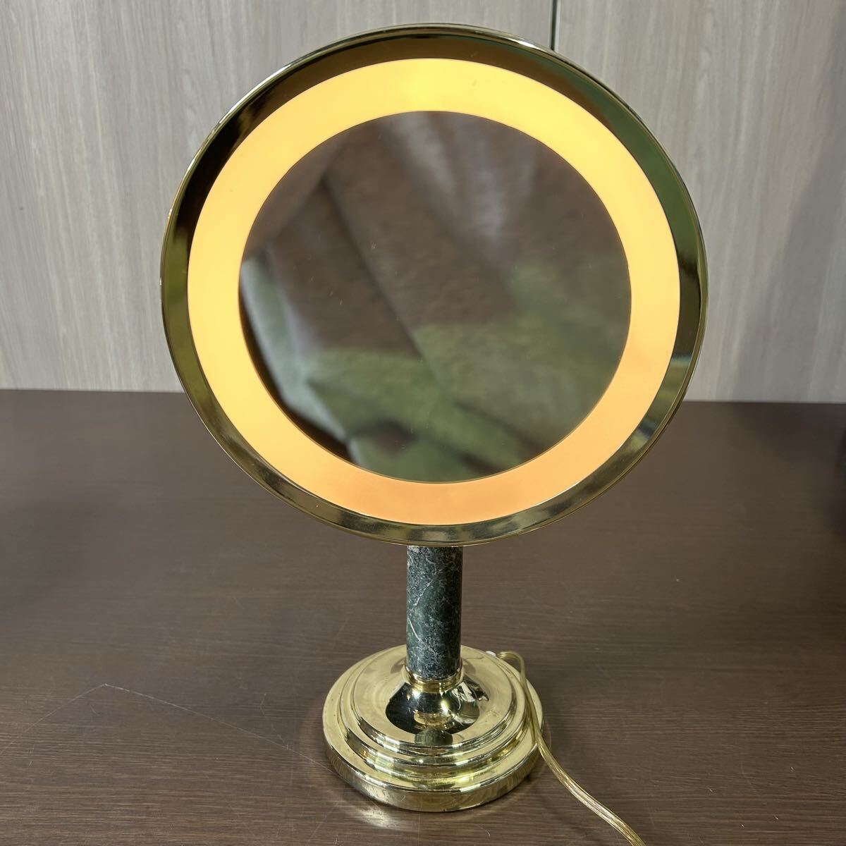 卓上ミラー ライト付 円形ミラー 照明付 鏡 通電確認済 レトロ調 アンティーク インテリア 昭和レトロ 化粧鏡