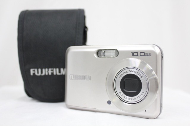 【返品保証】 【便利な単三電池で使用可】フジフィルム Fujifilm A100 3x ソフトケース付き コンパクトデジタルカメラ e9318