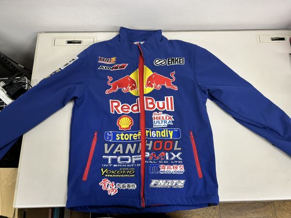 A2603-0758 Red Bull レッドブル レーシングジャケット ソフトシェル ENKEI ADVAN ロゴ多数 ブルゾン モータース ヤ100