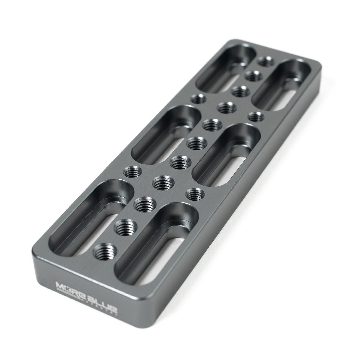 AU022-120ｍｍ軽量化アクセサリープレート タカハシFCT-65D対応 取付ネジ付属 クリックポスト送料全国一律185円