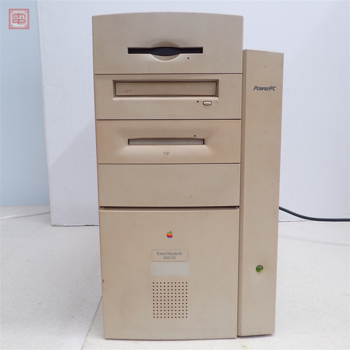 Apple パーソナルコンピュータ PowerMacintosh 8600/250 M5433 HDDなし アップルコンピュータ マッキントッシュ 通電OK ジャンク【60