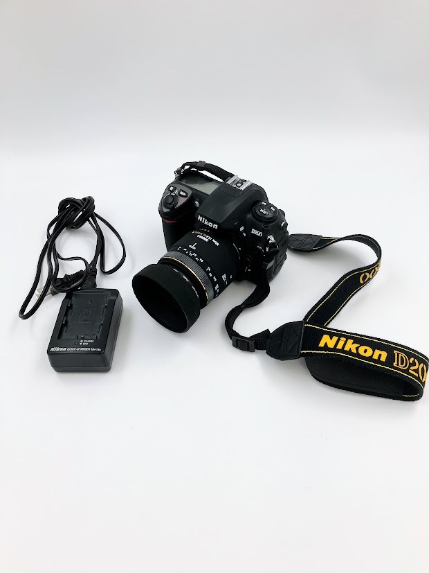 Nikon ニコン D200 デジタル一眼レフカメラ SIGMA 50mm 1:2.8 DG MACRO D レンズ