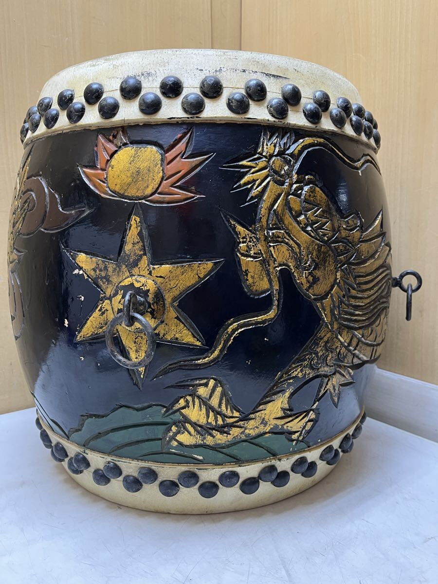 U014087 大型 木製 龍 太鼓 彫刻 龍彫り 和太鼓 長胴太鼓 宮太鼓 打楽器 和楽器 楽器 高約42.5cm 鼓面 約36cm 現状品　0320