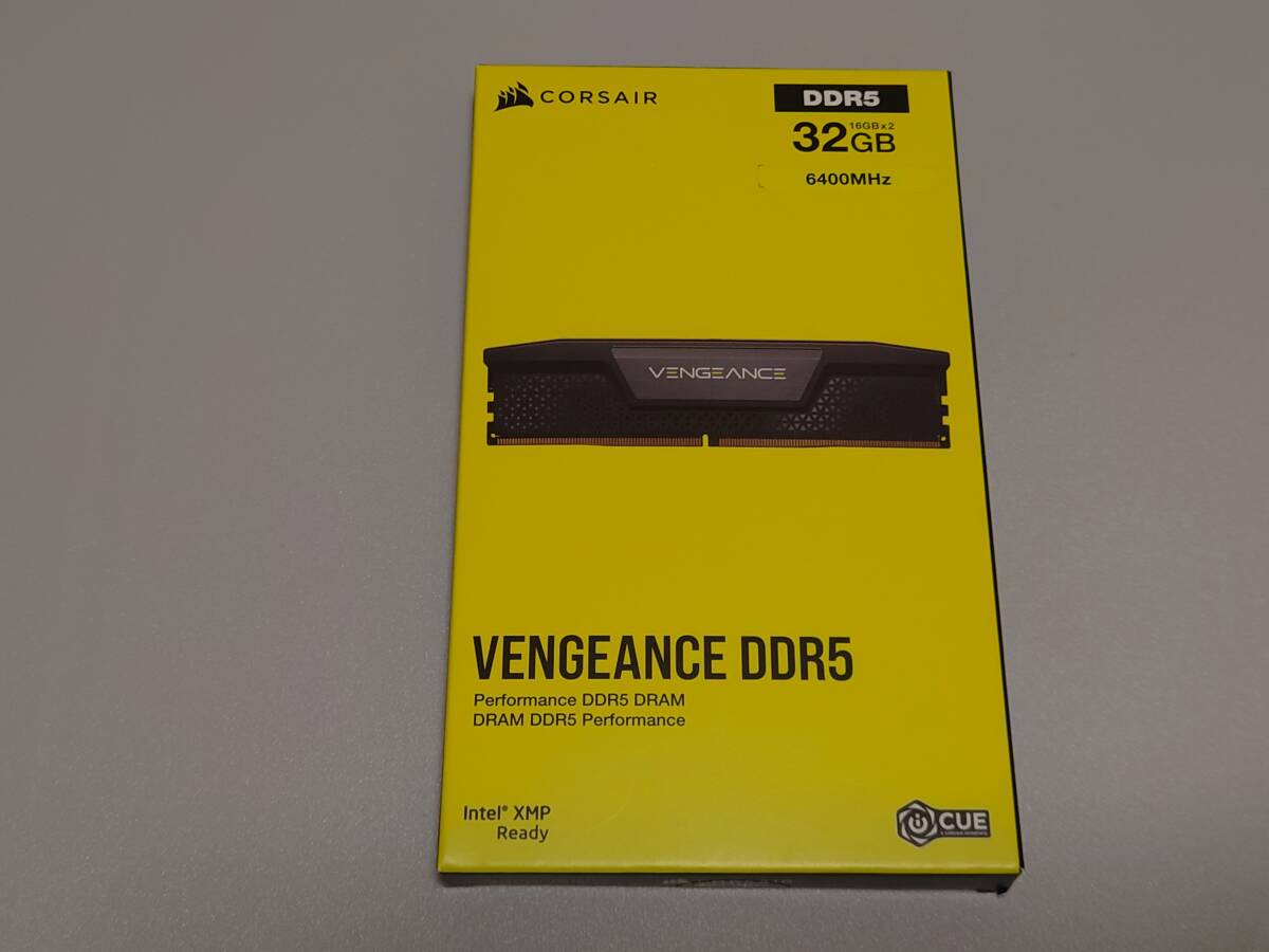 CORSAIR VENGEANCE DDR5 6400MHz (PC5-51200) Intel XMP 32GB [16GB×2枚]　CMK32GX5M2B6400C32 美品