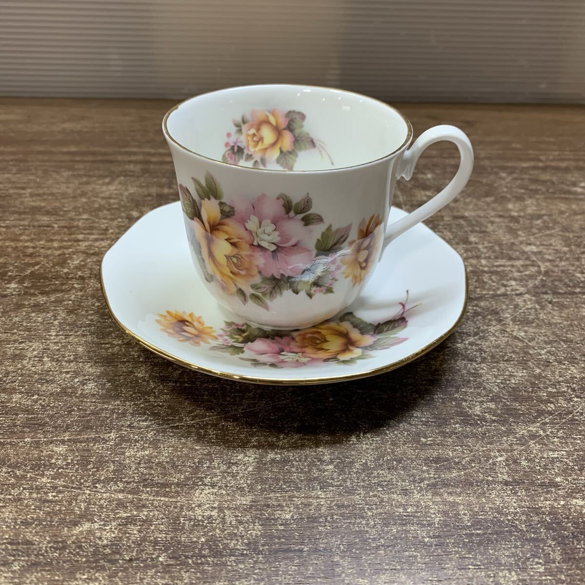 Royal Dover ロイヤルドーバー カップ&ソーサー 花柄 洋食器 ティーカップ アンティーク (b8