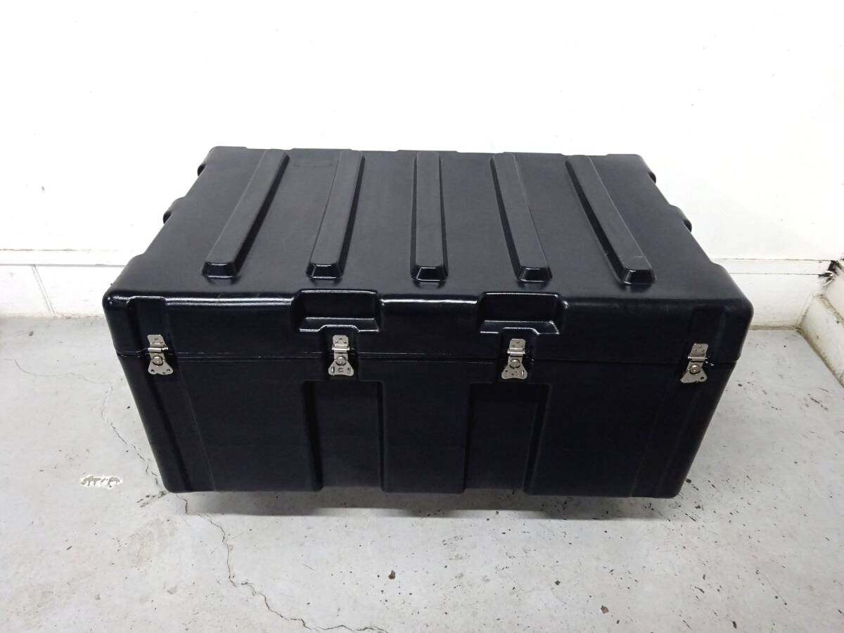 ペリカン PELICAN シングルリッド ケース AL4024-1305 ハードケース 耐塵 防水 耐衝撃性能 W108 D68 H52cm 米軍仕様 輸送コンテナ