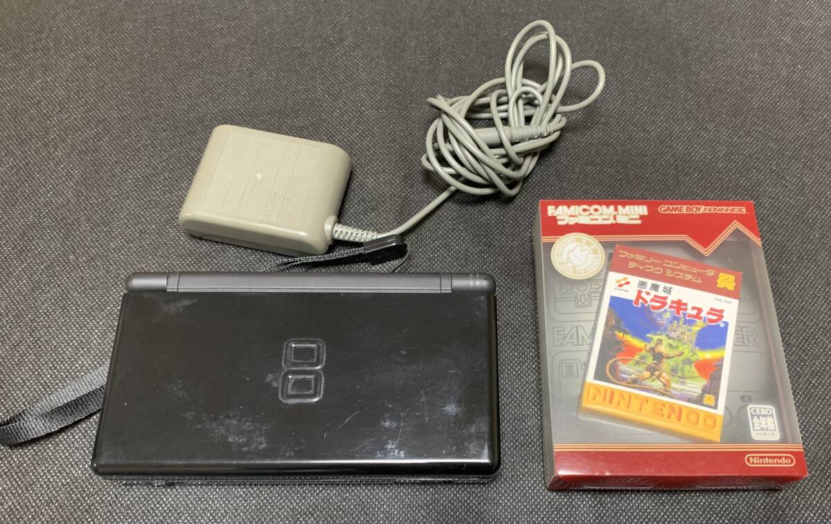 ニンテンドーDSライト本体　ファミコンミニ　ゲームボーイアドバンス悪魔城ドラキュラ　他DSソフト6本セット