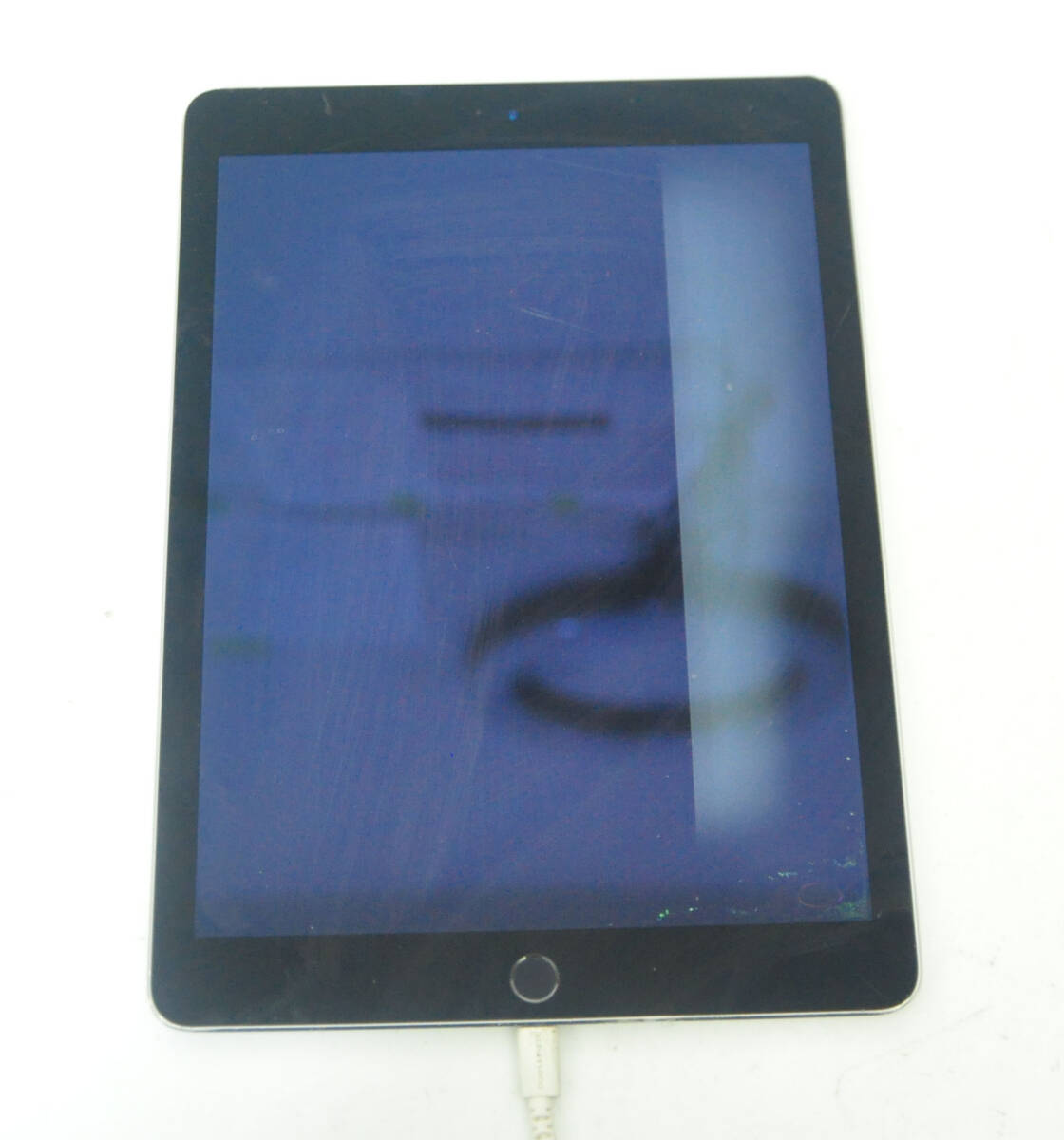 Apple iPad AIR2 9.7インチ 128GB Wi-Fiモデル A1566【 ジャンク品】