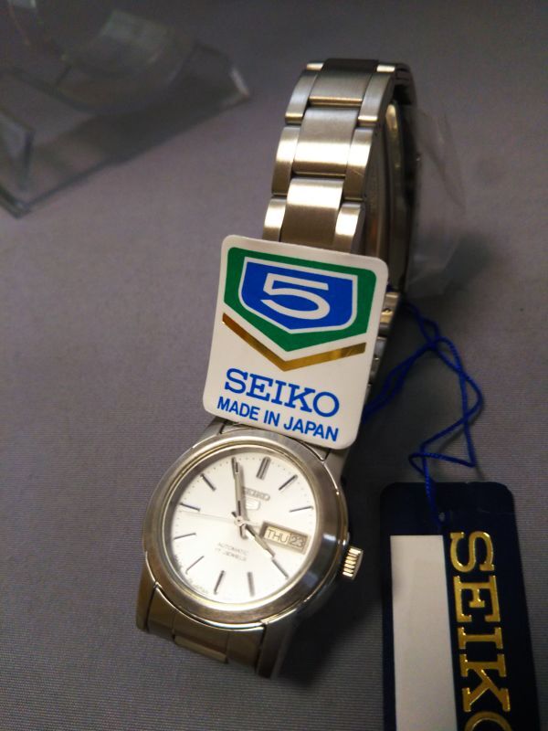 安値スタート！！　新品　セイコー 5 自動巻 海外モデル　SUAH93J1 婦人用　日本製 日常生活防水 17石