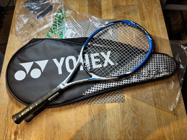②未使用　YONEX RQ GRAPHREX COMP G2　硬式テニスラケット　ヨネックス